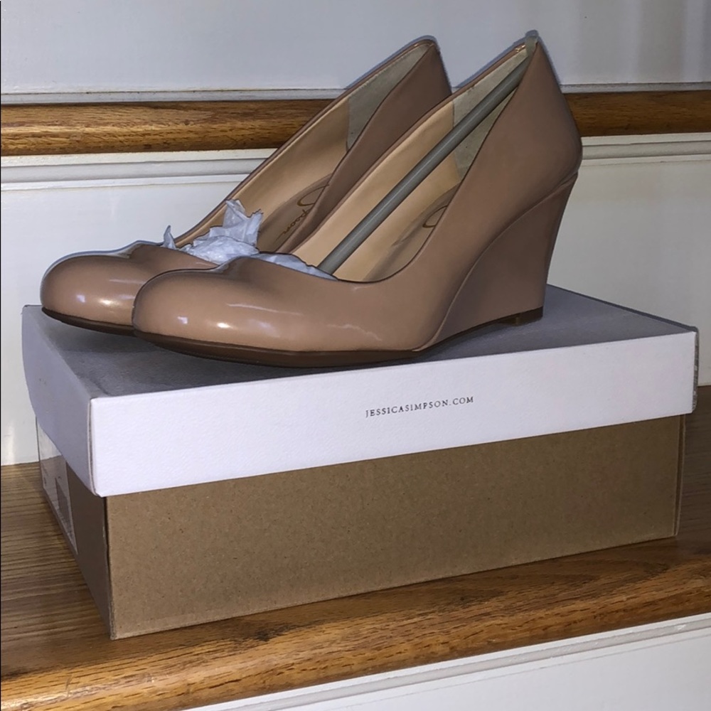 NEW Jessica Simpson Sampson Wedge - Nude Patent
